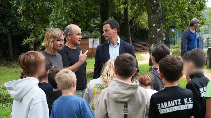 Euskadi inicia el nuevo curso con la aplicación de la nueva Ley de Educación Euskadi inicia el nuevo curso con la aplicación de la nueva Ley de Educación