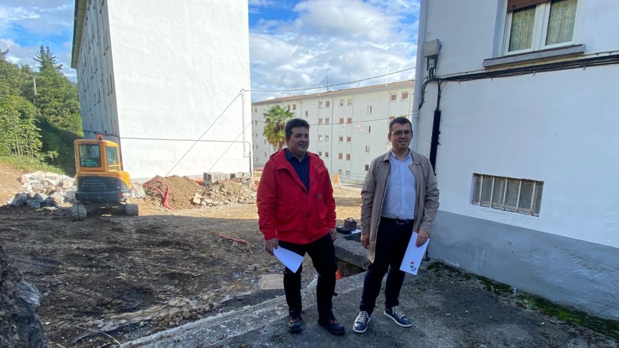 EAJ-PNVk Santa Teresa auzoko birgaitze lanek iraun bitartean Doneztebe Portuko lursailetan aparkalekuak sortzea proposatu du