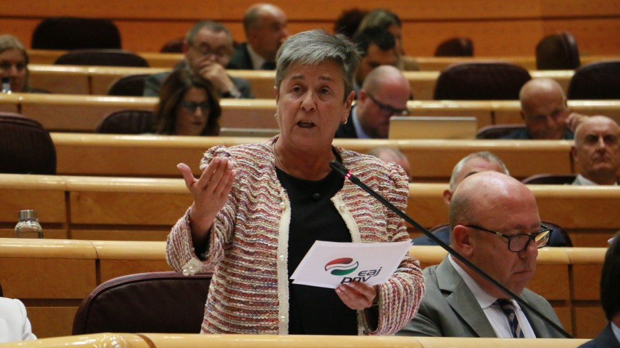 Espainiako Estatuak ez duela asilo-eskubidea bermatzen aurpegiratu dio EAJ-PNVk Grande-Marlaskari