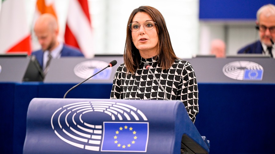 Oihane Agirregoitia lamenta los recortes de pesca impuestos a la flota de altura para 2025 pero valora positivamente las cuotas para la flota de bajura