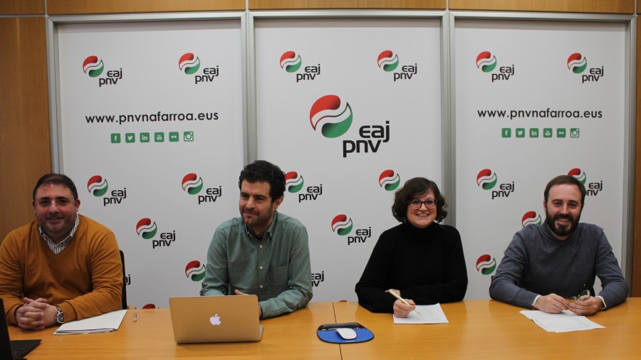 Euskal herritar eta abertzale sentitzearen harrotasuna aldarrikatu du Hualdek EAJ-PNVren Nafarroako 115. urteurrenean Euskal herritar eta abertzale sentitzearen harrotasuna aldarrikatu du Hualdek EAJ-PNVren Nafarroako 115. urteurrenean