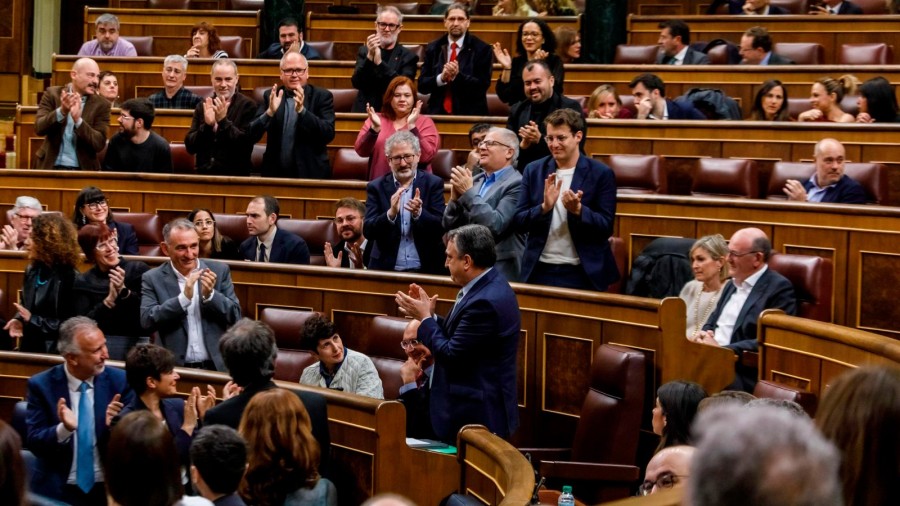Aitor Estebani erantzunez, Pedro Sanchezek Sekretu Ofizialen Legea erreformatzeko konpromisoa hartu du EAJ-PNVrekin Aitor Estebani erantzunez, Pedro Sanchezek Sekretu Ofizialen Legea erreformatzeko konpromisoa hartu du EAJ-PNVrekin