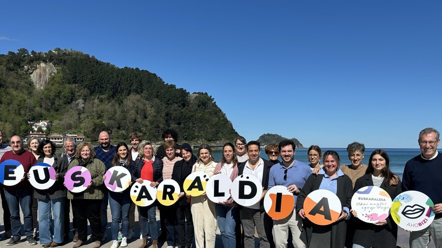 “EUSKARA ETA HERRIA” Euskarari aurrera eragiteko urratsak pentsatzen