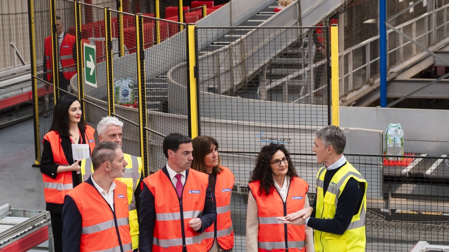 Imanol Pradales Lehendakariak euskal nekazaritza eta elikagaien sektorearen interesak defendatuko dituela berretsi du