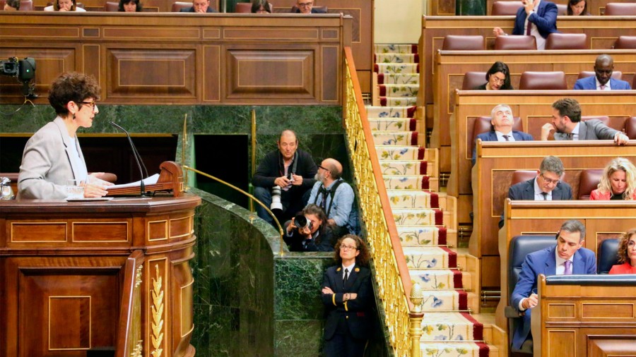 Vaquerok zehaztasun handiagoa eskatu dio Sánchezi, segurtasunerako funtsen inguruan, eta itzalaldiaren aurrean ziurtasunak ematea erreklamatu dio desinformazioa eta populismoak saihesteko 