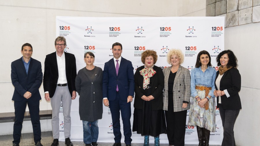 Euskadik Hirugarren Sektorearekin duen konpromisoa berretsi du: “Ezin dugu inor atzean utzi”, baieztatu du Pradalesek