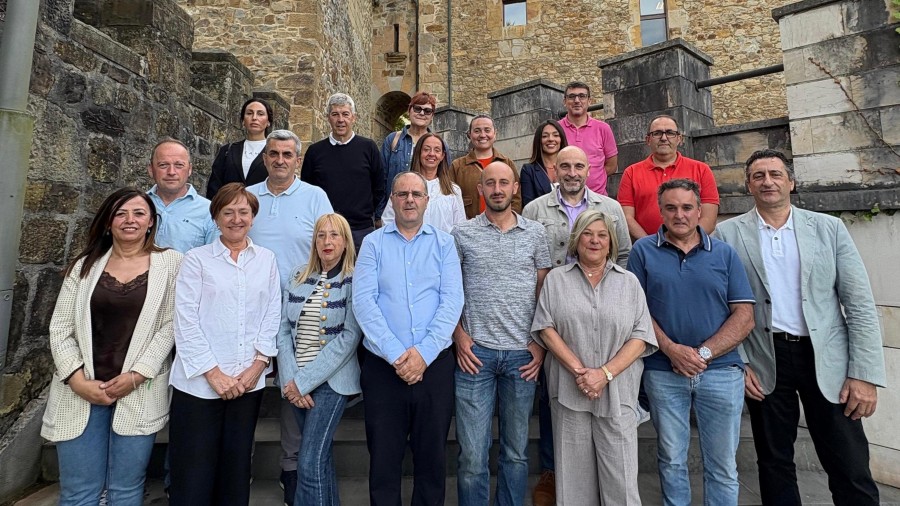 EAJ-PNV en Enkarterri apuesta por priorizar la conexión ferroviaria entre la comarca y Bilbao a través de los barrios del sur de la capital