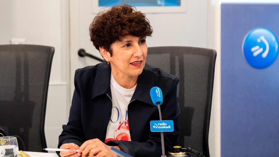 Vaquerok Gobernuari eskatu dio Europan ZBEetarako ingurumen etiketa bateratua bultzatzeko, Iparraldera joan-etorriak egin ohi dituzten ibilgailuei erraztasunak emateko