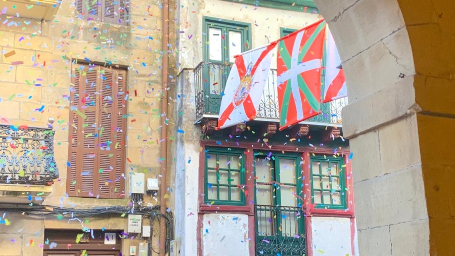 El PNV destaca el buen ambiente de las fiestas, pero critica las formas del gobierno y la falta de pluralidad en la programación