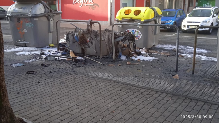 Edukiontzien aurkako erasoen aurrean, Aretxabaletan segurtasunari eta balio komunitarioei buruz hausnartzeko deia egin du EAJ-PNVk