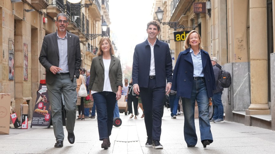 Jon Insaustik etorkizuneko Donostiaren lekukoa hartuko du