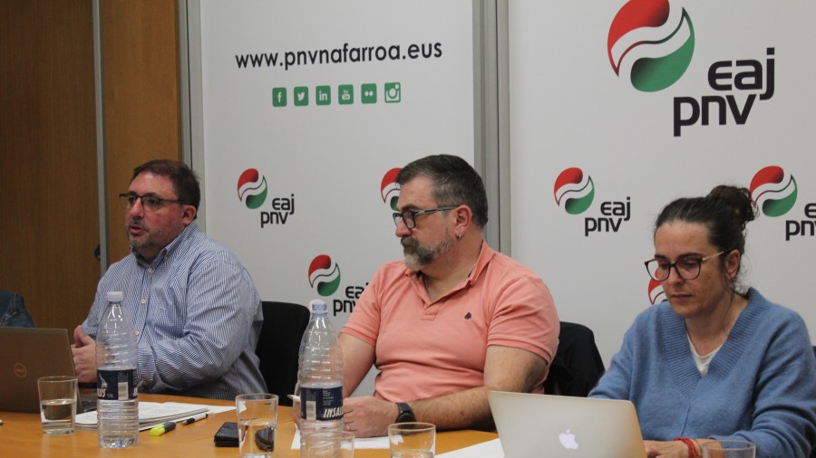 Unai Hualde destaca la profundización de las relaciones entre territorios vascos así como el recién alcanzado acuerdo de presupuestos para el Gobierno Foral