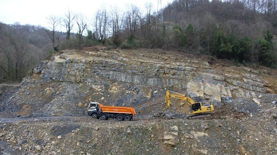 Nabarmen geratu da berriro Bidegi gaia medio 13 urte honetan ezker abertzaleak daraman estrategia sistematikoa aurkari politikoa suntsitzeko 