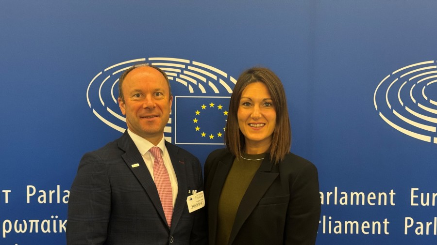 Oihane Agirregoitiak Estoniako Azpiegitura ministroa hartu du Bruselan