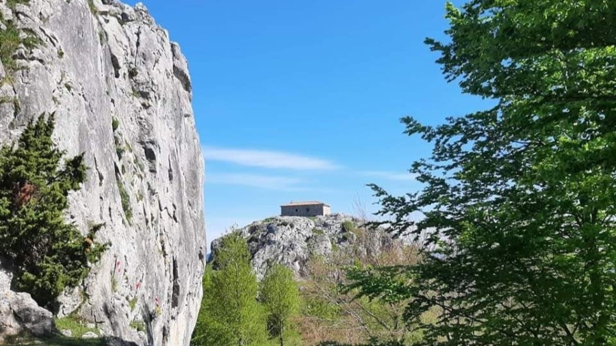 EAJ-PNV de Eskoriatza propone mejorar la conservación del entorno de Aitzorrotz 