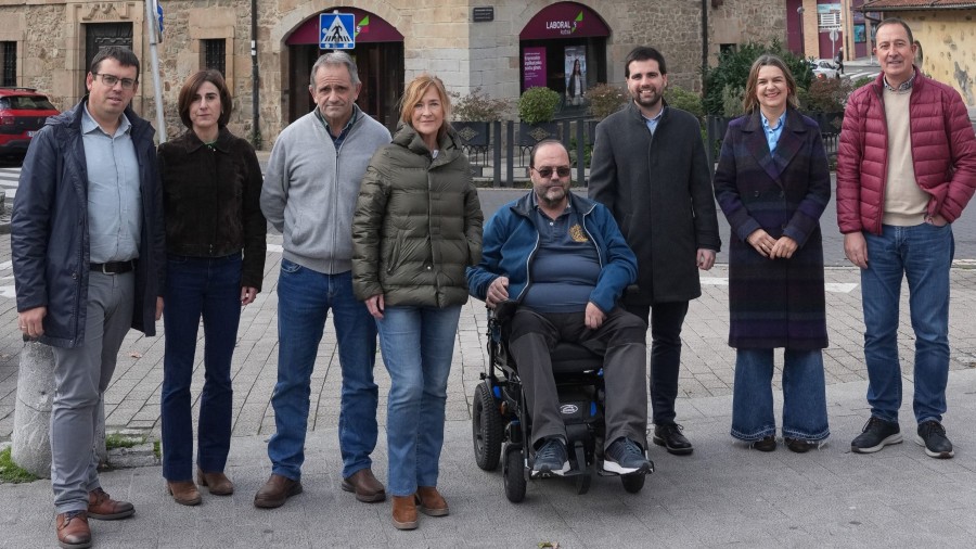 EH Bilduk finantza kooperatiben aurka egindako erasoa salatu du Debagoieneko EAJ-PNVk