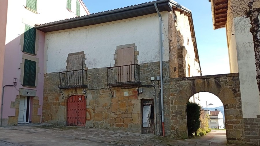 Elgetako EAJ-PNVk pertsonak, etxebizitza eta udal zerbitzuen hobekuntza ardatz dituen aurrekontua proposatu du.