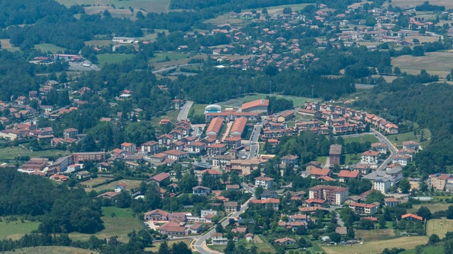 EAJ-PNV propone la aplicación de un procedimiento legal simplificado para agilizar la construcción de vivienda pública en Zuia