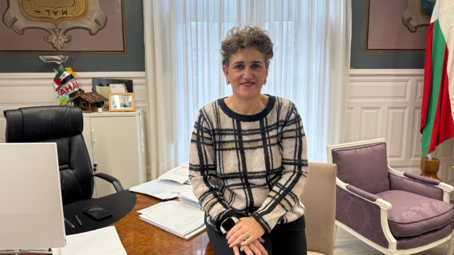 Ana Azkotia: Ez ditugu aurrekontuak abenduaren 31 baino lehen bozkatu ez zegoelako akordiorik, hori da leporatzen zaidana Ana Azkotia: Ez ditugu aurrekontuak abenduaren 31 baino lehen bozkatu ez zegoelako akordiorik, hori da leporatzen zaidana