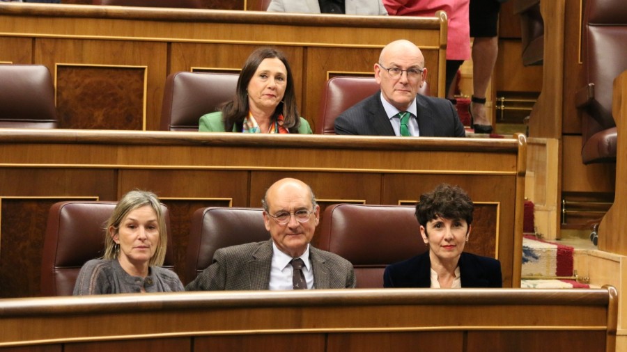 El Grupo Vasco apoya la revalorización de las pensiones pero advierte al Gobierno sobre las medidas antidesahucio: “Exigiremos cambios estructurales ya”