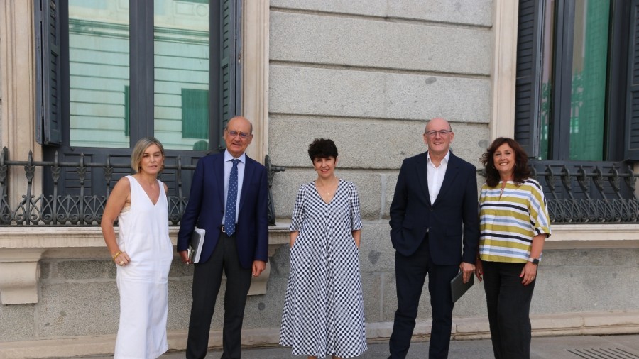 El Grupo Vasco exige la desclasificación de los documentos de la masacre del 3 de marzo en su 50 aniversario