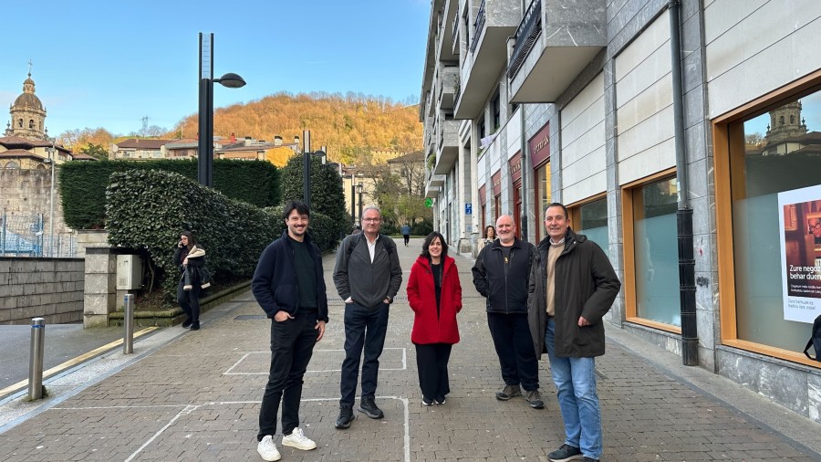 El PNV, ante la cerrazón del gobierno municipal de EH Bildu, presenta una alternativa al acceso a los garajes del nuevo edificio Novedades El PNV, ante la cerrazón del gobierno municipal de EH Bildu, presenta una alternativa al acceso a los garajes del nuevo edificio Novedades