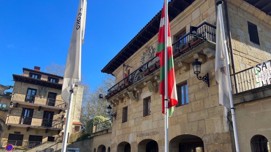 EAJ-PNV Lezo denuncia el aumento desmesurado de impuestos y el gasto irresponsable del Gobierno de EH Bildu EAJ-PNV Lezo denuncia el aumento desmesurado de impuestos y el gasto irresponsable del Gobierno de EH Bildu