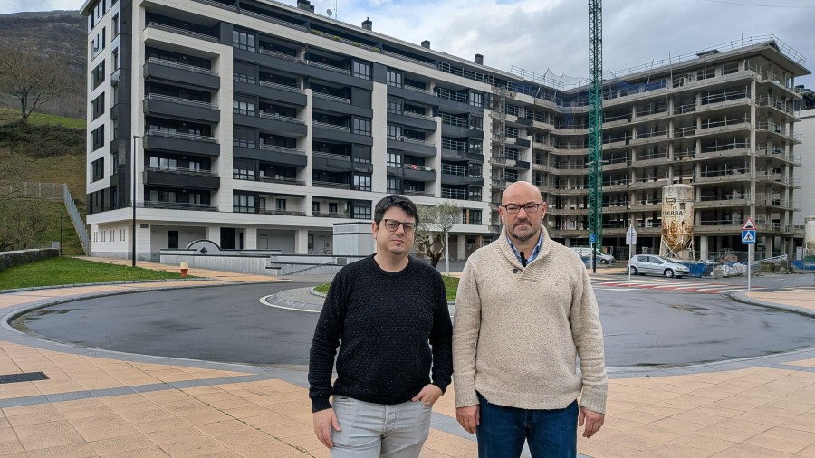 EAJ-PNV presenta soluciones para ampliar la oferta de vivienda y acusa a EH Bildu de incoherencia con la compra del edificio de las Siervas EAJ-PNV presenta soluciones para ampliar la oferta de vivienda y acusa a EH Bildu de incoherencia con la compra del edificio de las Siervas