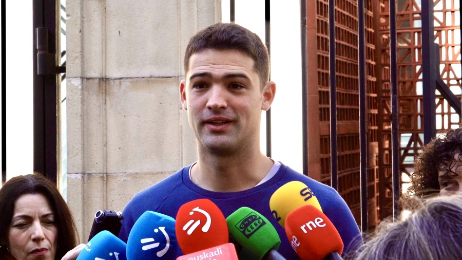 EAJ-PNVk Osasun ministroari eskatzen dio negozia dezala medikuen greba desblokeatzeko EAJ-PNVk Osasun ministroari eskatzen dio negozia dezala medikuen greba desblokeatzeko