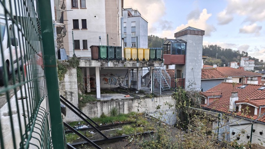 EAJ-PNV de Ondarroa denuncia la falta de mantenimiento y limpieza en la zona de Pixape y exige actuaciones urgentes EAJ-PNV de Ondarroa denuncia la falta de mantenimiento y limpieza en la zona de Pixape y exige actuaciones urgentes