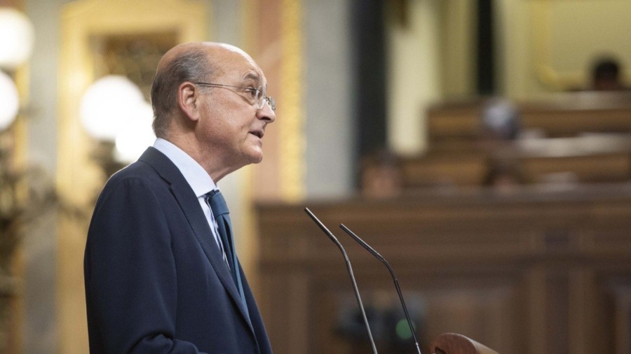 El Congreso aprueba la creación de una subcomisión de estudio sobre el uso del velo integral impulsada por el Grupo Vasco