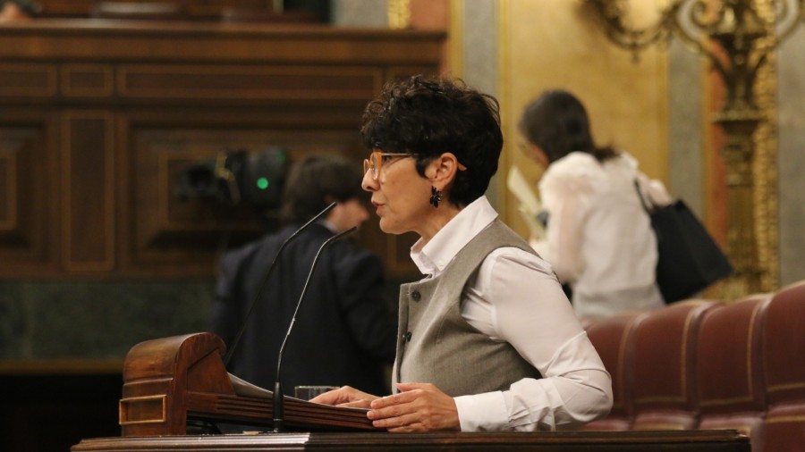 Euskal Taldeak kritikatu du Gobernuak 