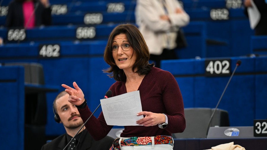 Oihane Agirregoitiak Cook Uharteekiko arrantza-protokoloa berritzeari buruz egin duen txostena babestu du Euroganberak Oihane Agirregoitiak Cook Uharteekiko arrantza-protokoloa berritzeari buruz egin duen txostena babestu du Euroganberak