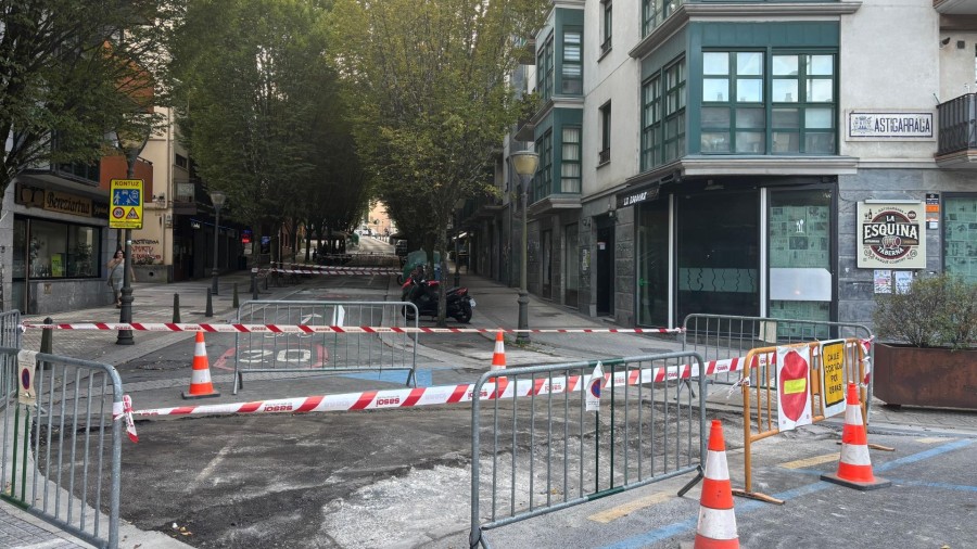 EAJ-PNV Astigarraga denuncia el “caos” generado por la falta de previsión del Gobierno de EH Bildu con el cierre de la kale Nagusia EAJ-PNV Astigarraga denuncia el “caos” generado por la falta de previsión del Gobierno de EH Bildu con el cierre de la kale Nagusia