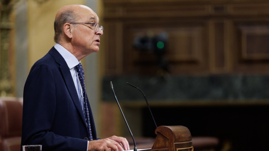 Euskal Taldeak eskatuta, Kongresuak hasi du dagoeneko adingabeekin egiten diren familia-prozesuetan judizioz kanpoko negoziazioaren nahitaezkotasuna ezabatzeko izapidea 