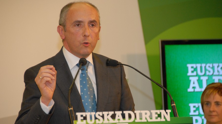 Inicio de campaña en Gasteiz (Josu Erkoreka)