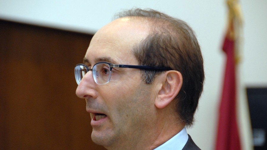 Foruei buruzko ekitaldia Gasteizen: Claudio Rodríguez