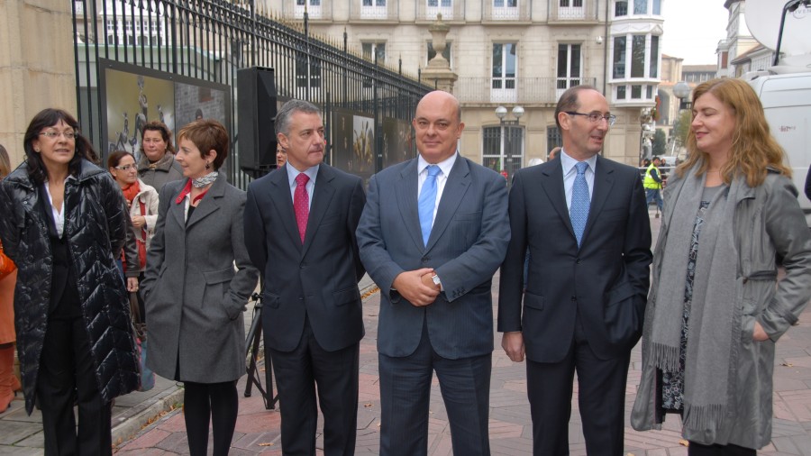 EAJ-PNV tiene un proyecto que ha modernizado este País durante 34 años.