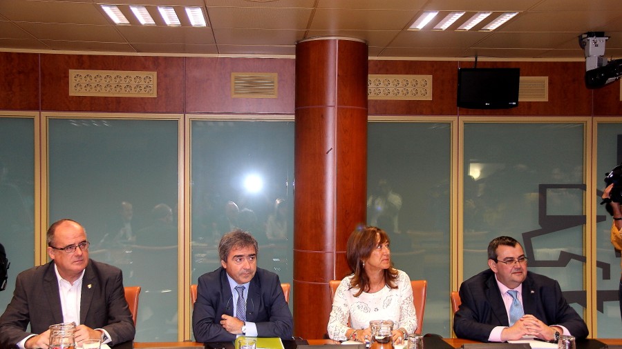 Reunión EAJ-PNV y PSE-EE en el Parlamento Vasco