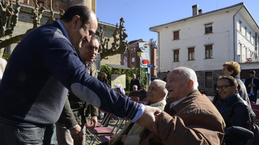 Asparrenako (Araia) Batzokiaren 80.urteurrena: Andoni Ortuzarren hitzaldia