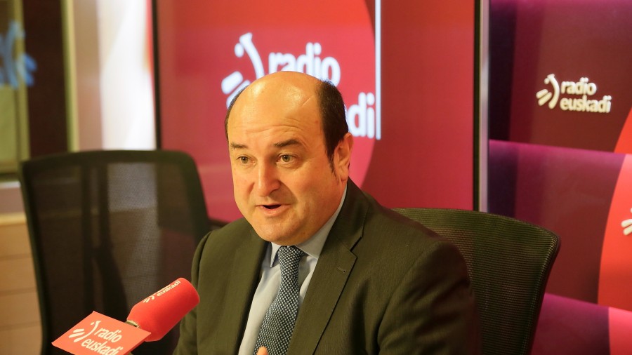 Ortuzar: “El Aberri Eguna tiene la construcción nacional vasca en Europa como telón de fondo”