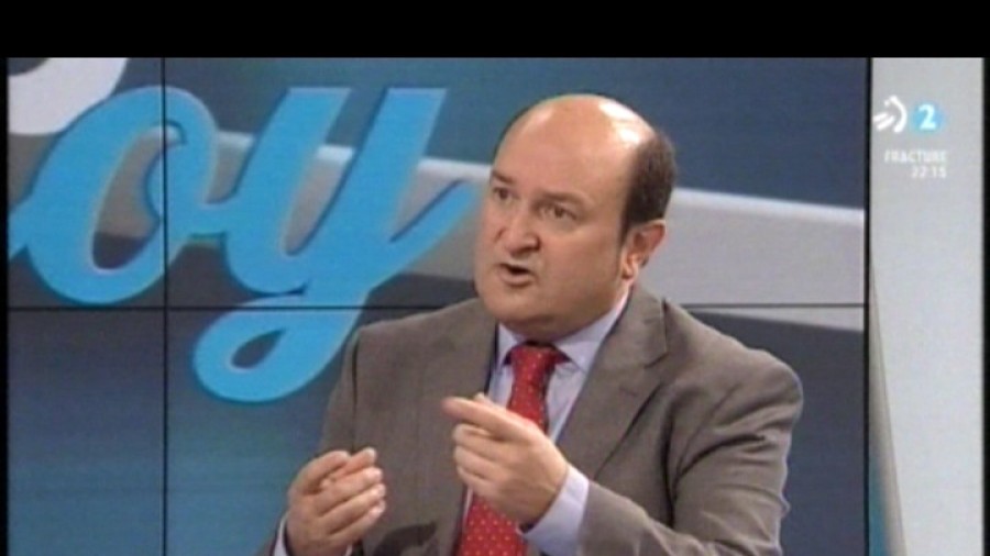Andoni Ortuzar denuncia la campaña de mentiras, insultos y manipulación de la Izquierda Abertzale con las tres cajas vascas y Kutxabank