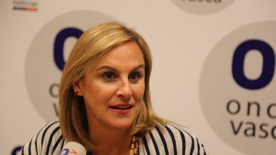 Atutxa denuncia la ofensiva del PP y del Gobierno español contra el autogobierno vasco y dice que la actitud de Rajoy “raya la falta de respeto”