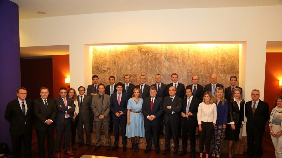 Rementeriak eta Aburtok suspertze ekonomikoaren, enplegu sorreraren eta erakundeen arteko harremanen aldeko apustu sendoa berretsi dute