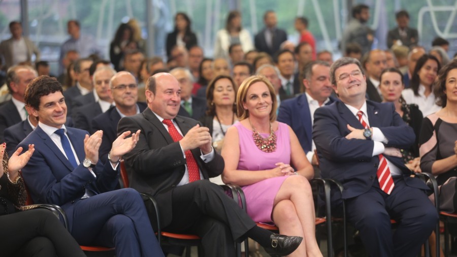 Itxaso Atutxa define a Rementeria y Aburto como “el mejor futuro para Bizkaia y Bilbao”