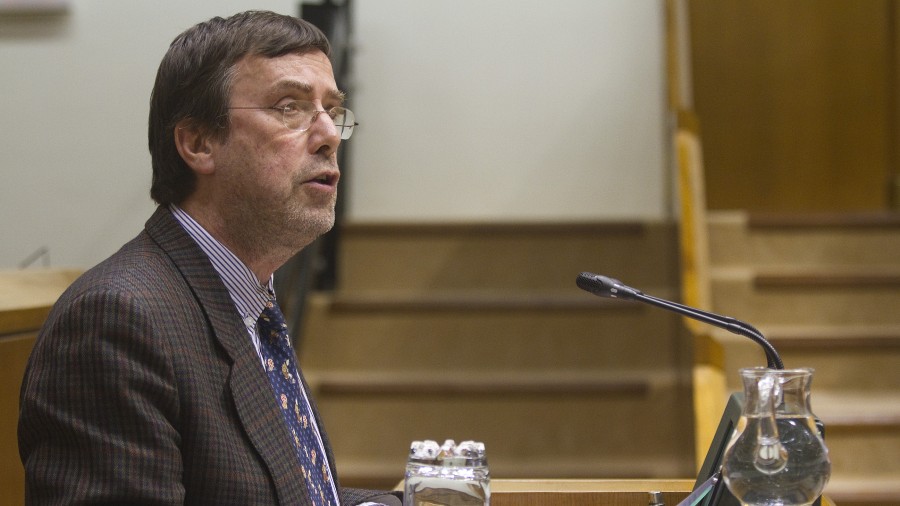 Luis Javier Telleria: “La ley acabará con la discriminación que la mujer sufre en el mundo rural”