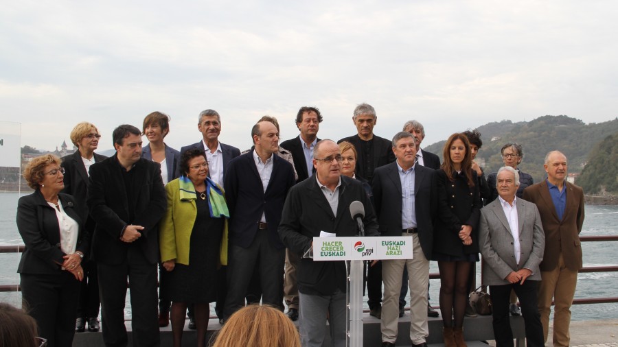 Agirretxea: Nosotros somos los que defendemos los intereses de nuestro pueblo en Madrid