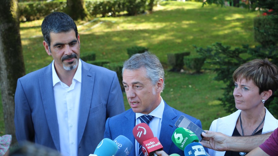Urkulluk esan du euskaldunak erne egon behar direla PP-Ciudadanos alderdien itunaren aurrean, “mehatxua” baita gure autogobernurako
