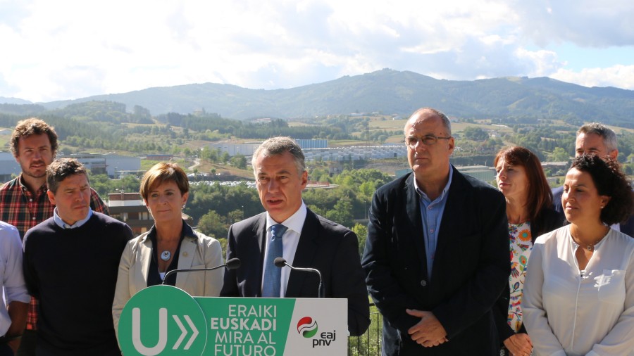 Urkullu se compromete a destinar 2.500 millones de euros a avales públicos para apoyar a las Pequeñas y Medianas Empresas