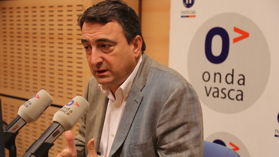Aitor Esteban: “Aldez eta moldez esan dugu: Rajoyri EZETZA bozkatuko diogu